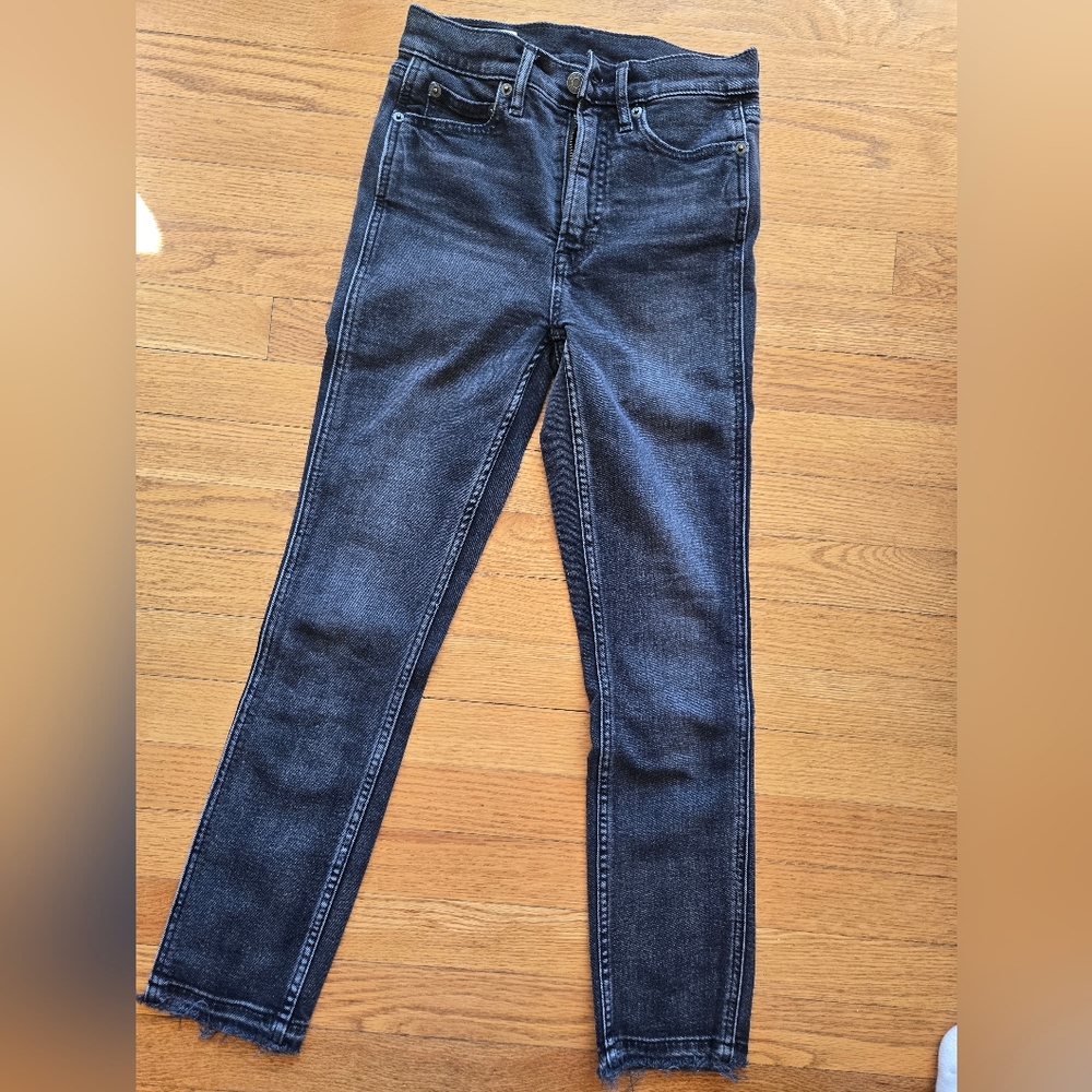 GAP Women's Washed Black Skinny Jeans